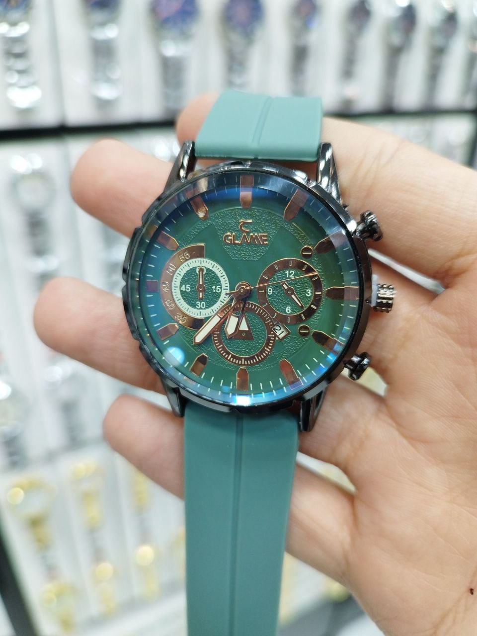 کد 272۳ ساعت مردانه مگنتی برند GLAME تقویم دار قفل مگنتی  موتور کوارتز