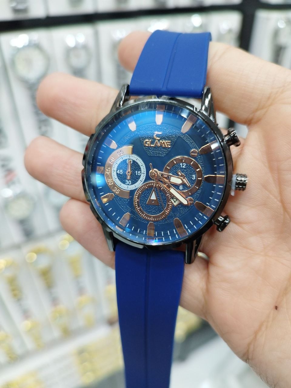 کد 27۲۲ ساعت مردانه مگنتی برند GLAME تقویم دار قفل مگنتی  موتور کوارتز