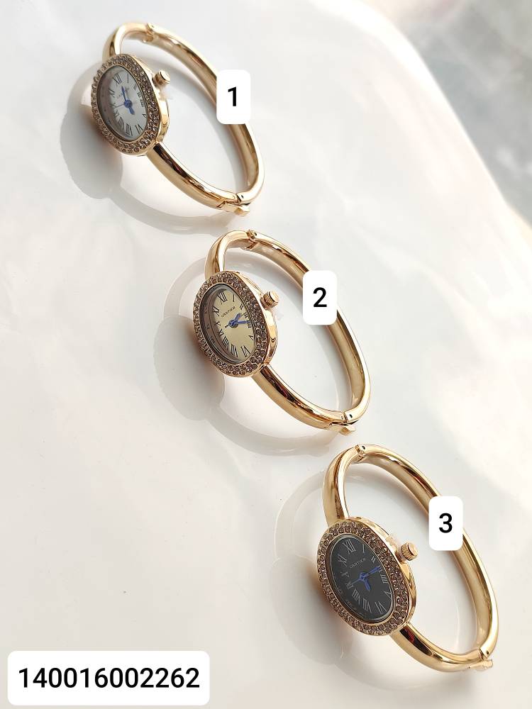 ساعت زنانه النگویی نگین دار مارک CARTIER 16002262